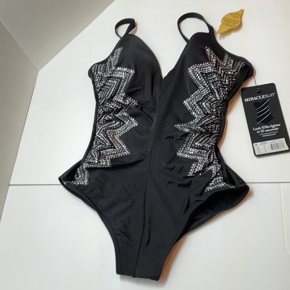 NWT Miraclesuit Stitch Mix Temptation Swimsuit